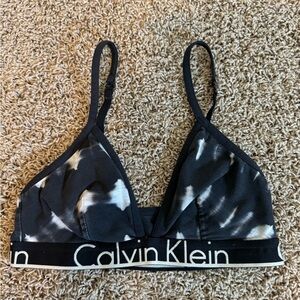 5/$25 Bundle. Calvin Klein Black Cream Jersey Cotton Bralette